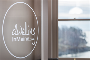 Dwelling in Maine: Real Estate
